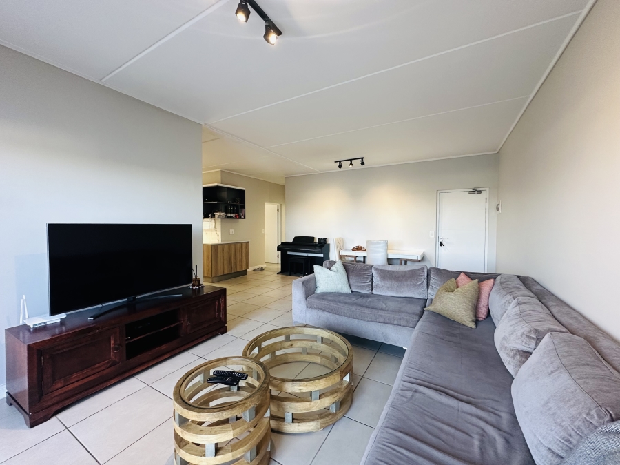 To Let 3 Bedroom Property for Rent in Sandown Western Cape